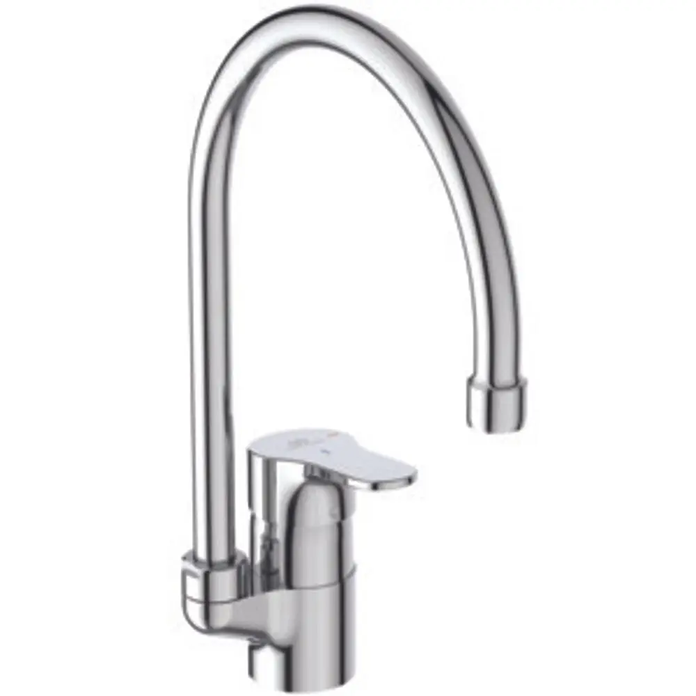 Küchenarmatur in Chrome-Finish mit hohem Auslauf und Hebel, entworfen von Ideal Standard, geeignet für den Einsatz in modernen Küchen.